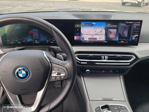 BMW 320 e Touring Auto - 19