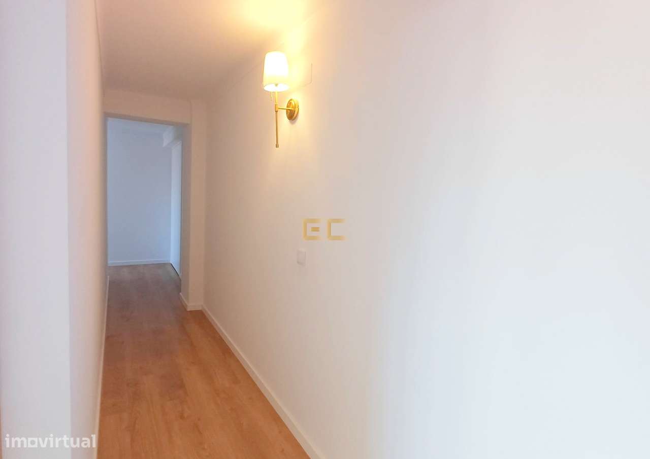 Apartamento T2 de Prestígio com Vista Mar!-28