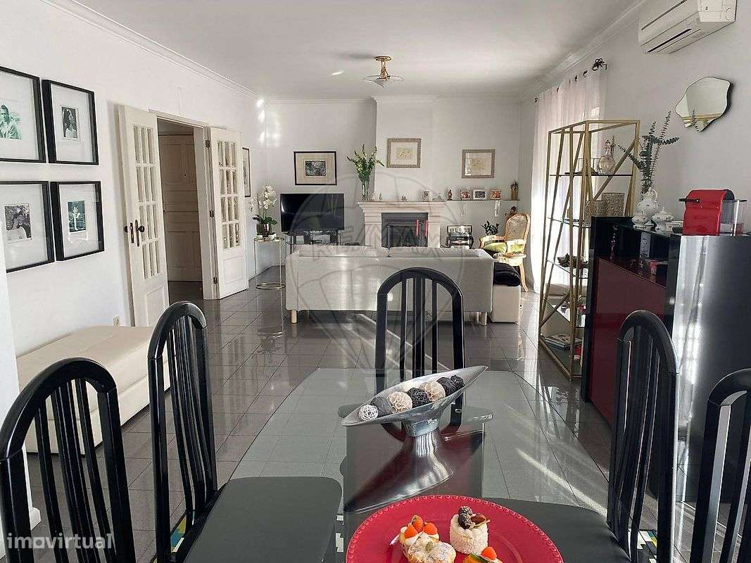 Apartamento T4 para venda - Grande imagem: 2/26