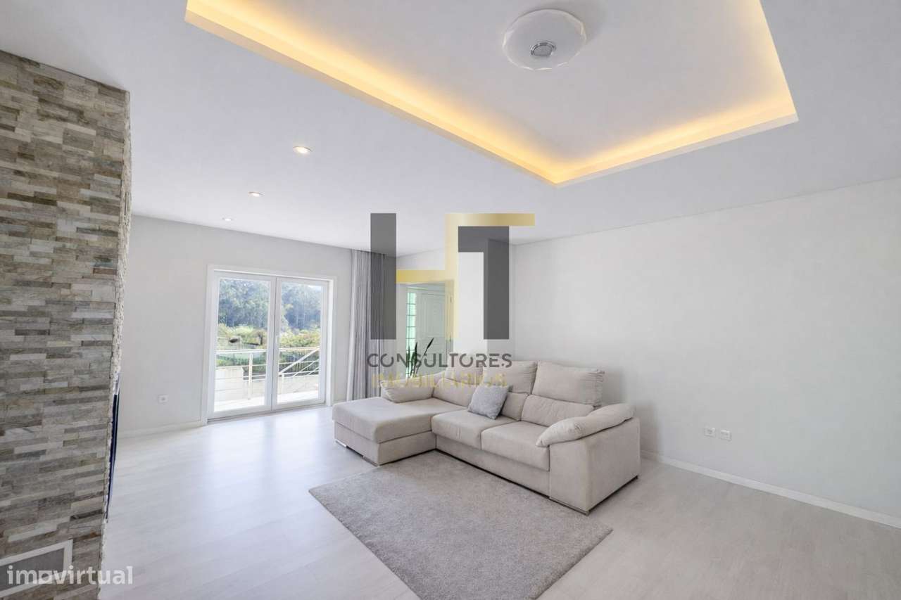 Moradia T3 | 4 Frentes | Suíte | Jardim-16