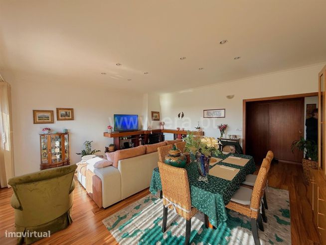 Apartamento T3 à venda em Monserrate-1