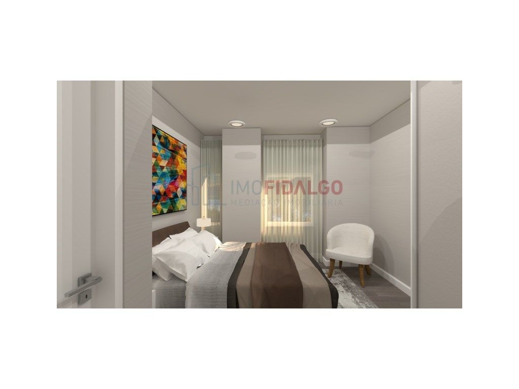 APARTAMENTO T2 SÃO VICENTE 1º ANDAR