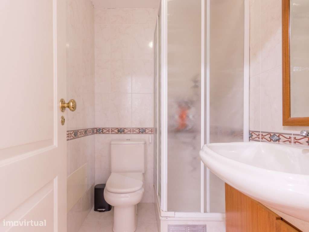 Apartamento T4 - Zona Premium - Seixal-13