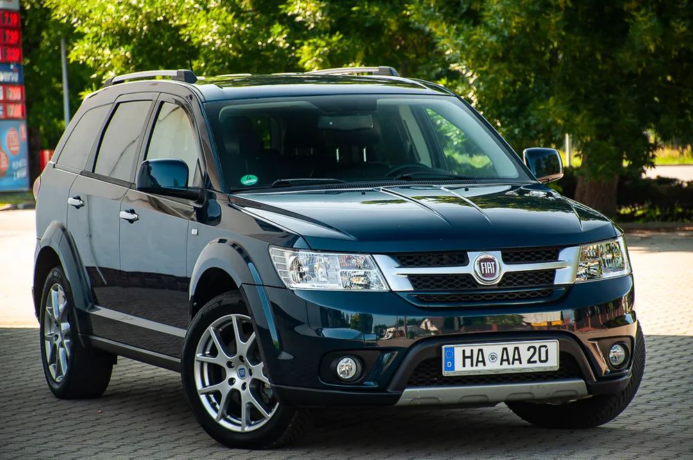 Fiat Freemont 2.0 Multijet 16V DPF Automatik Allrad Lounge 2013