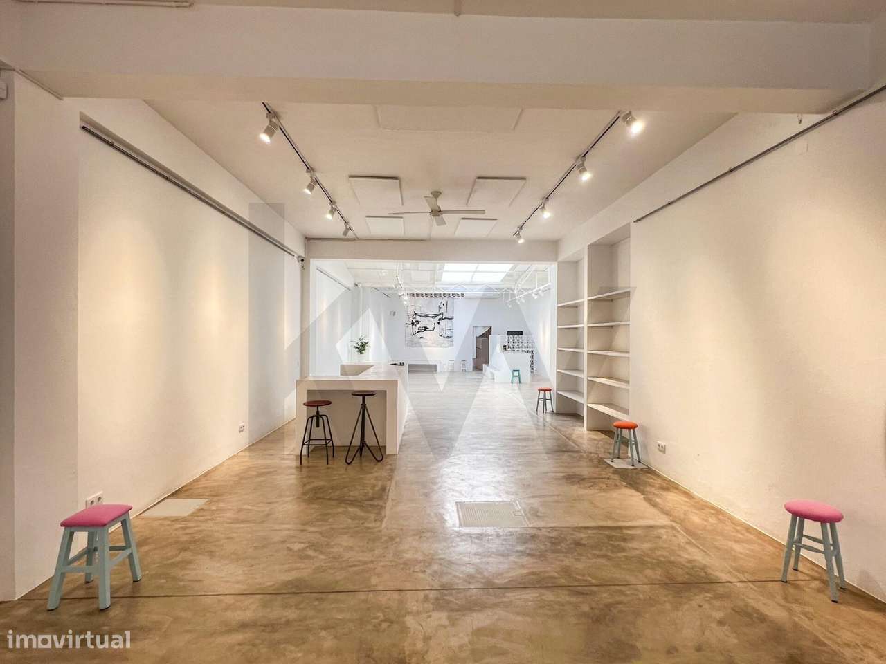 OPORTUNIDADE ÚNICA: LOFT 200m2 Totalmente Remodelado - Centro de Olhão - Grande imagem: 4/35