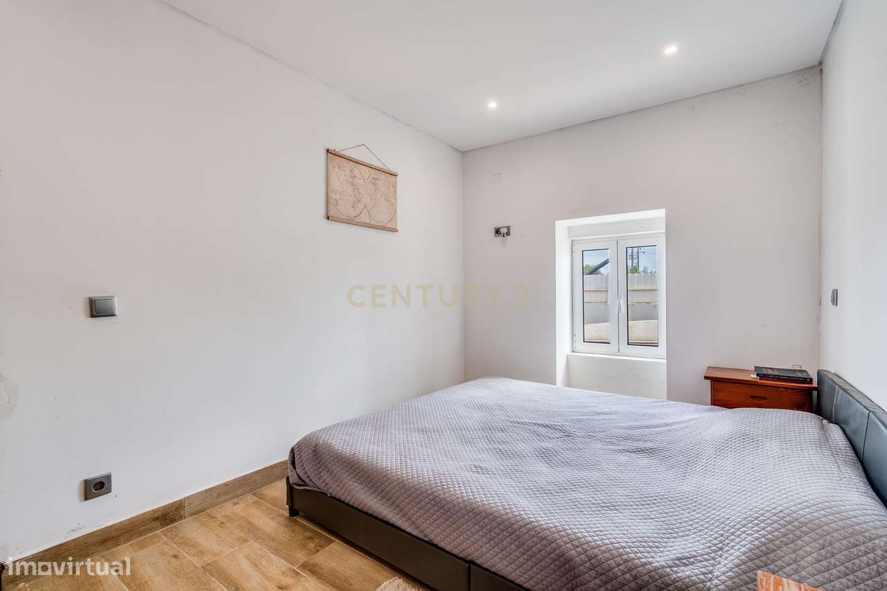 Moradia Térrea T1+1 com Terreno | Poço Frio, Alcantarilha-18