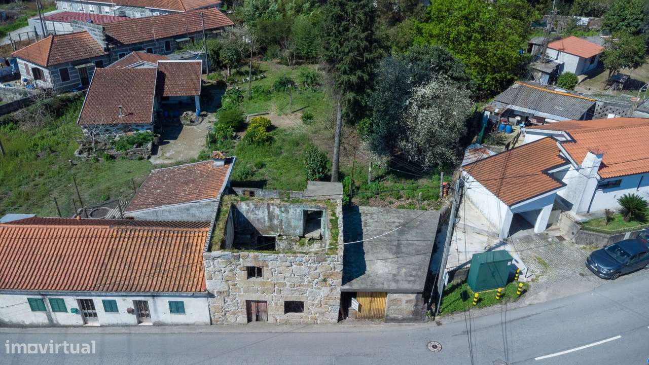 Moradia para Restaurar T3 Venda em Gondar,Guimarães-3