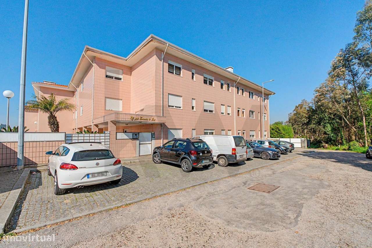 T2 Renovado com Garagem para 2 Carros (Continente Gulpilhares) - Grande imagem: 5/37