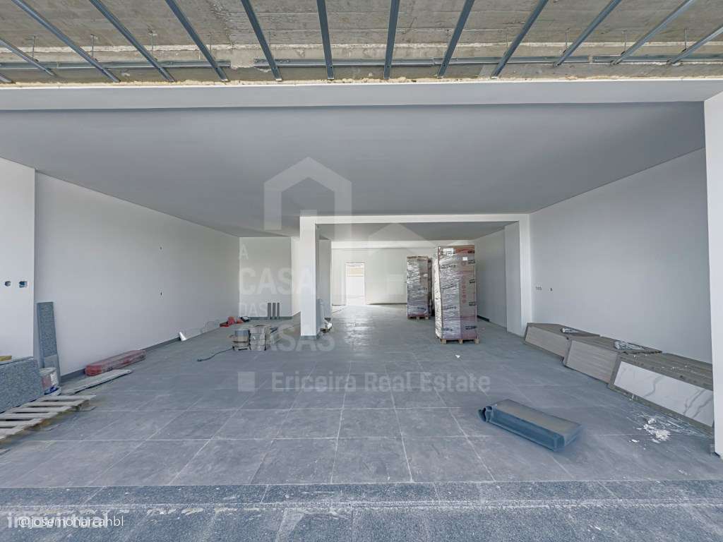 Vende Loja - Mafra, Ericeira 10 km, A Casa das Casas - Grande imagem: 2/12