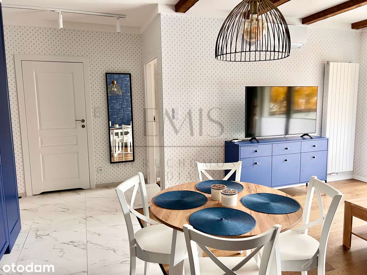 Mieszkanie z wielkim tarasem - 1,7 km od plaży-1