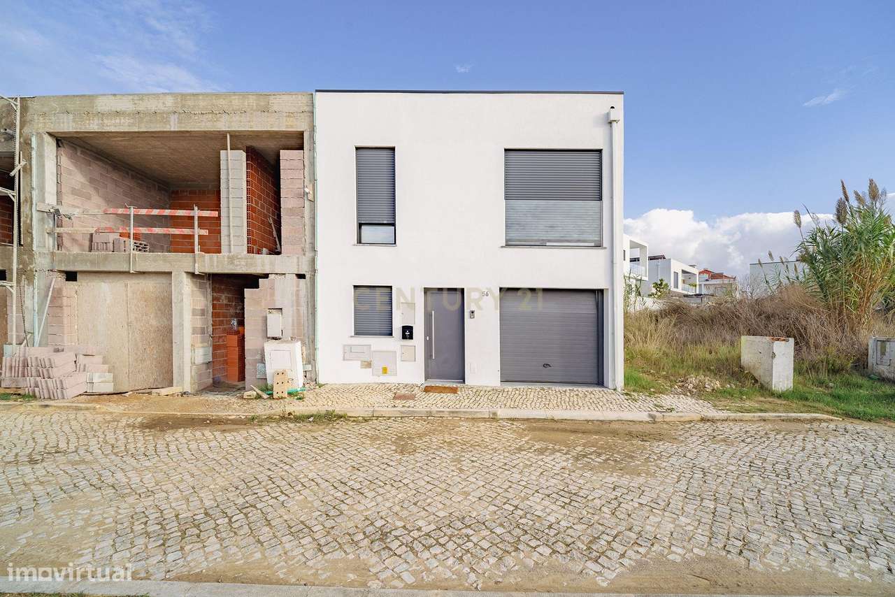 Moradia T3 - Quinta Genovesa/Sobreda-38