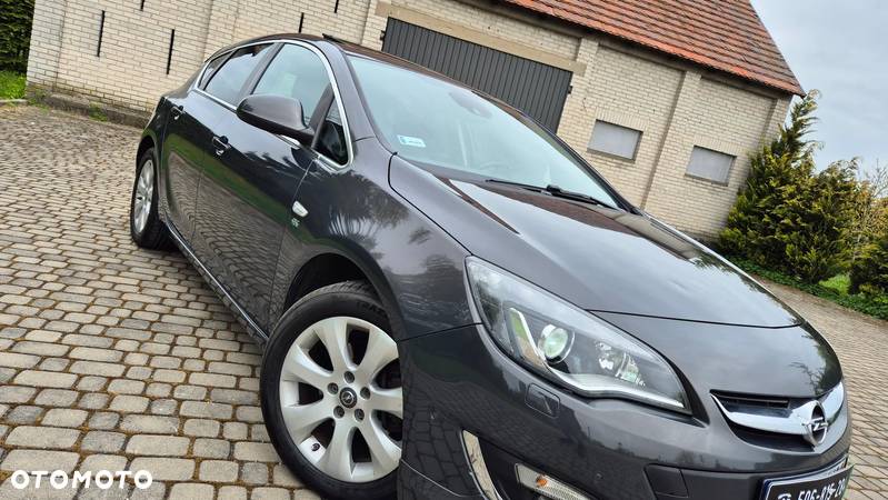 Opel Astra IV 2.0 CDTI Cosmo S&S - 8