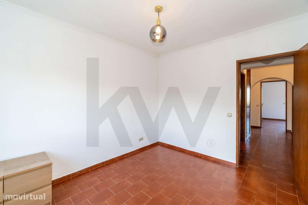 Apartamento T2 em Moncarapacho com Vista Mar – Excelente Oportunidade-14