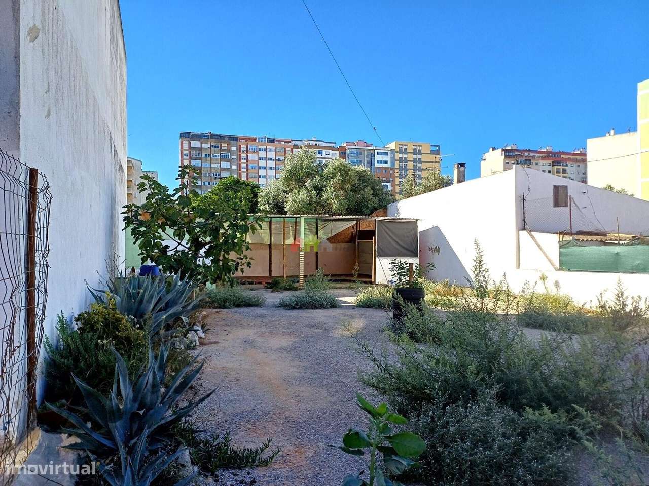 Lote de terreno para construção edifício 6 pisos - Pinheirinhos - Setú - Grande imagem: 4/9