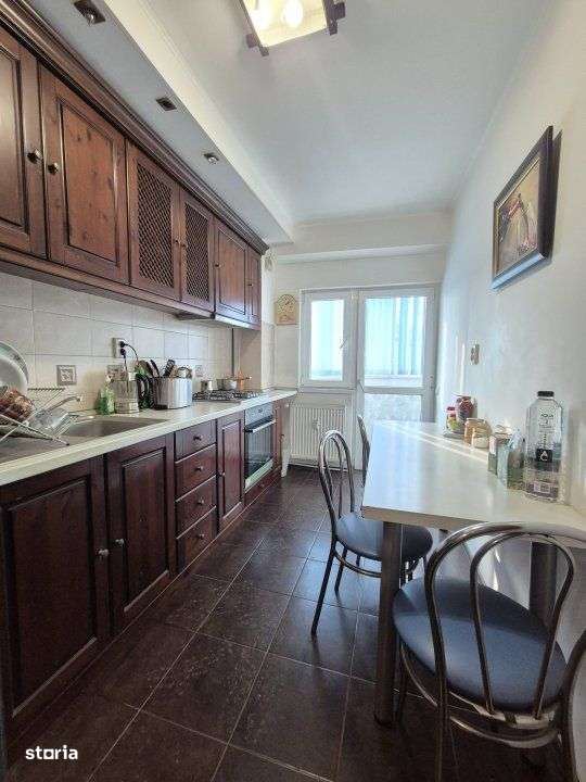 Apartament 4 camere spatios, Piata 1 mai, prima inchiriere - Imagine principală: 3/14