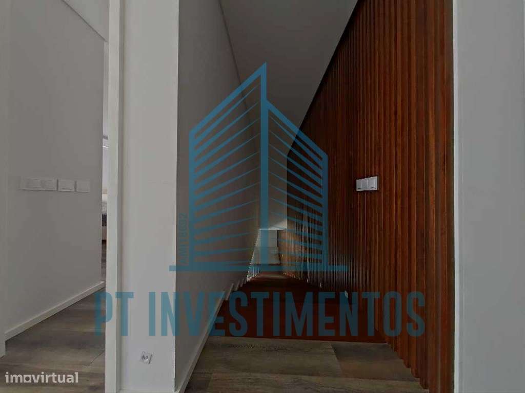 Moradia semi-nova T5+1 em Santa Joana - Aveiro-58