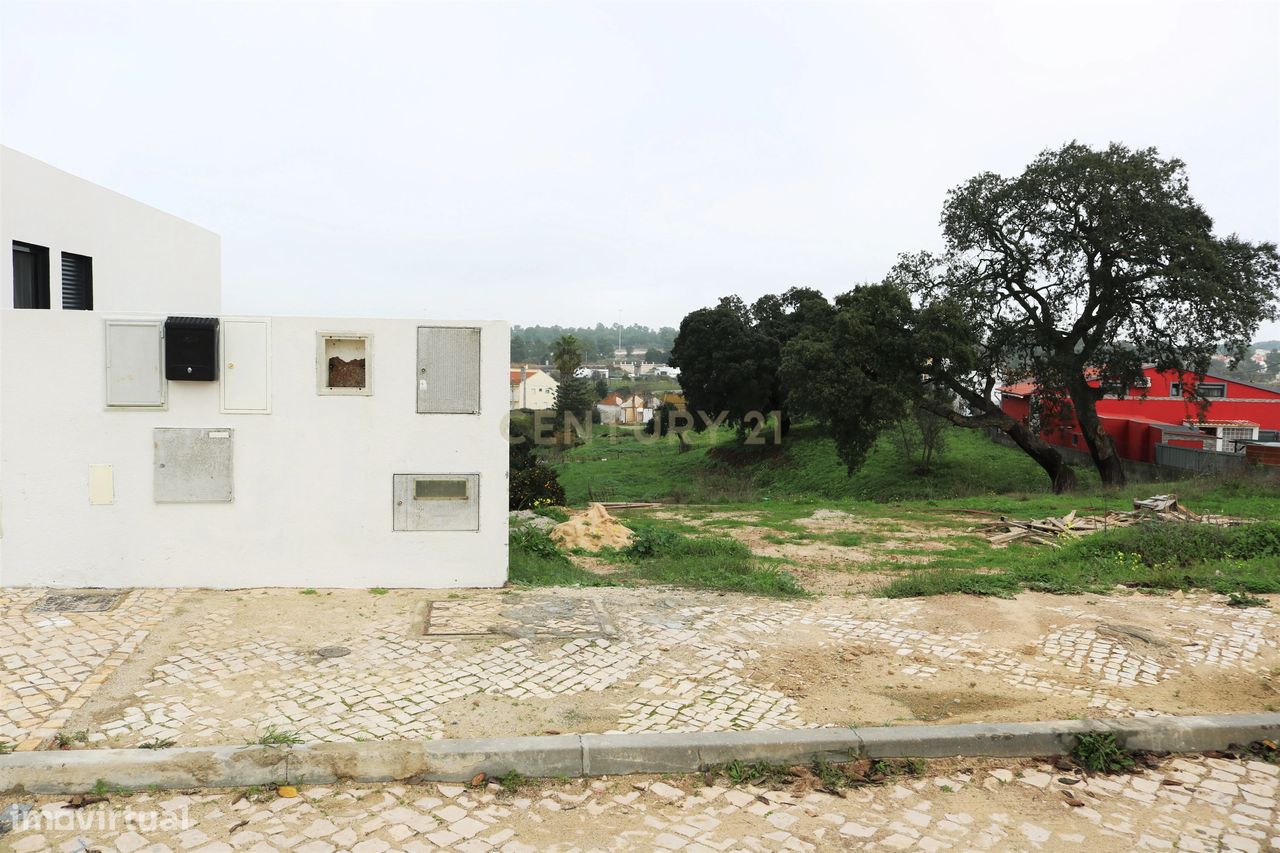 Lotes para construção de moradias isoladas até 210m2 de área construçã - Grande imagem: 1/12