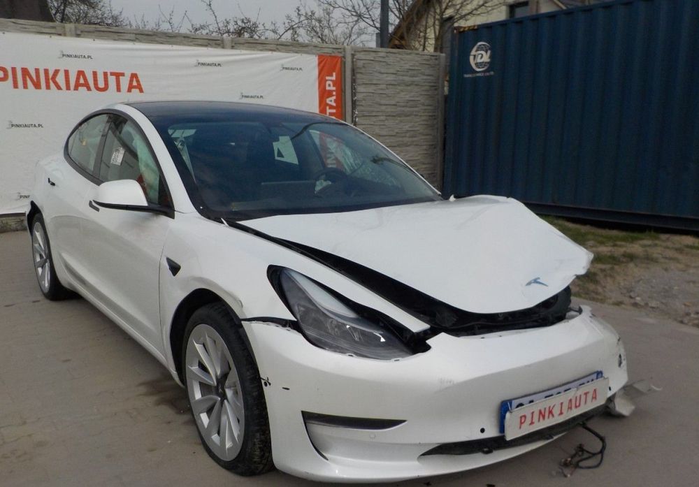 Tesla Model 3 2021