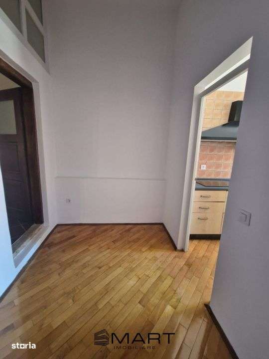 Apartament cu 3 camere in Centrul Istoric - Imagine principală: 5/13