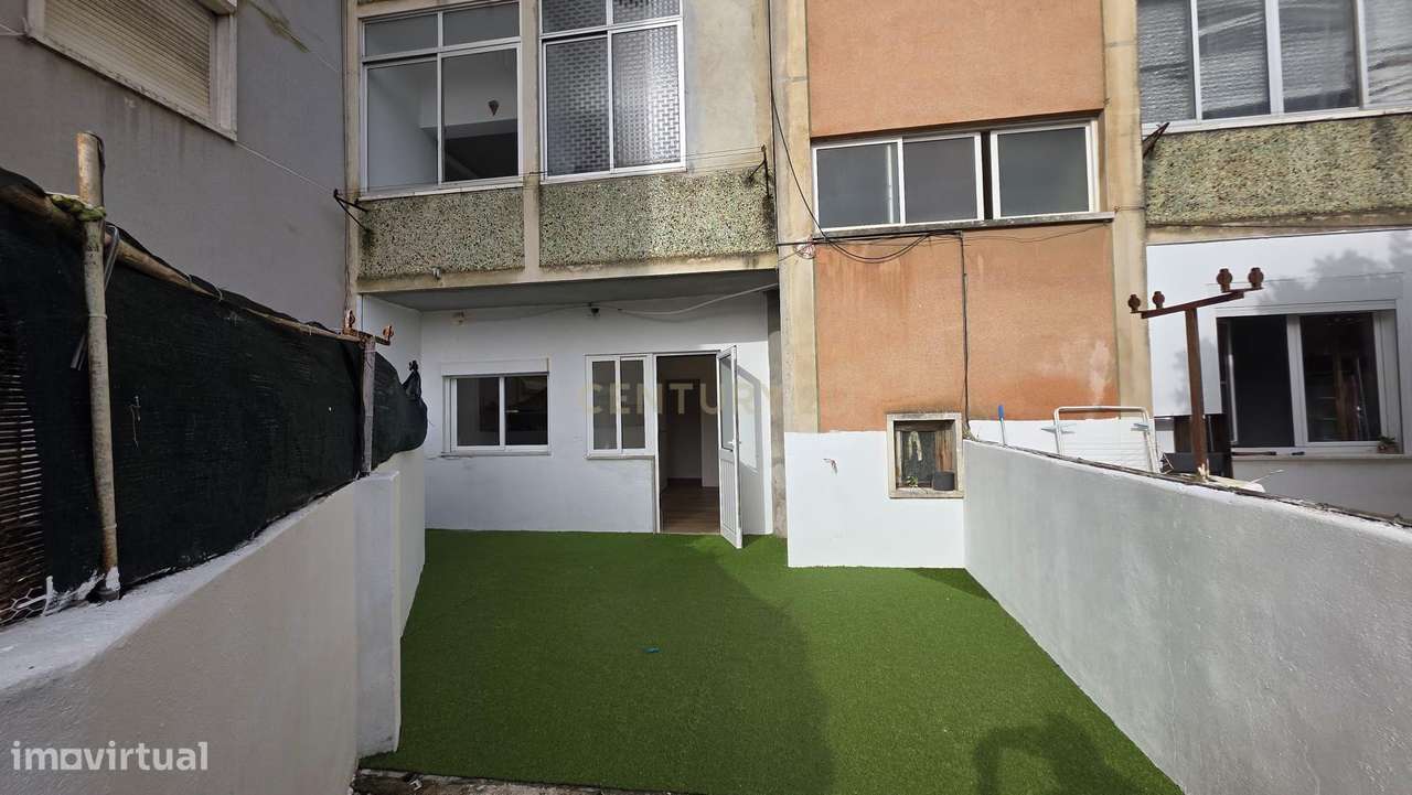 T1 Remodelado com Terraço – Vila Franca de Xira-7