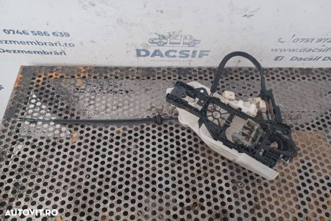 BROASCA DREAPTA SPATE Volkswagen VW Tiguan  seria - 2