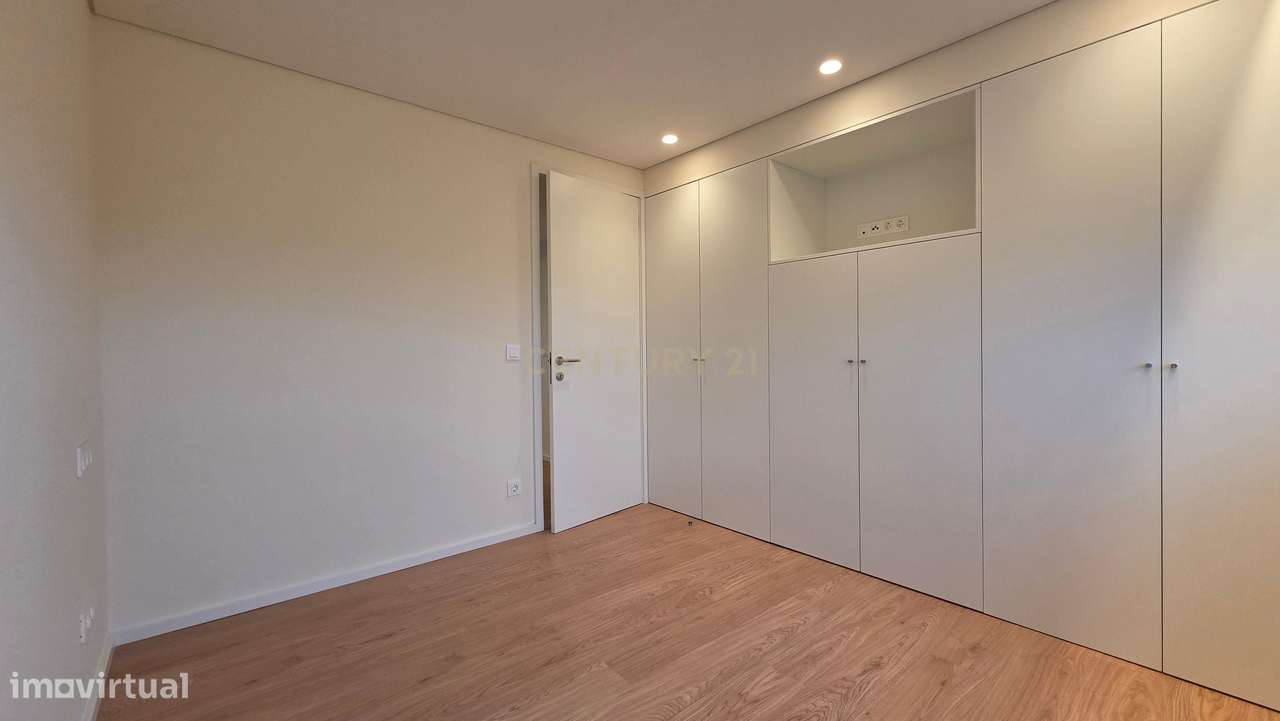 Apartamento T2 Lavandeira Gaia com Vistas-24