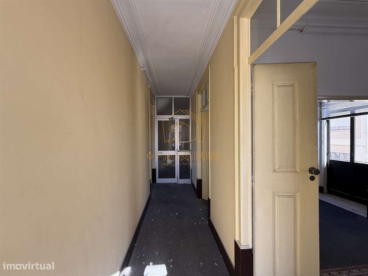 Prédio no centro da cidade - Figueira da Foz-26