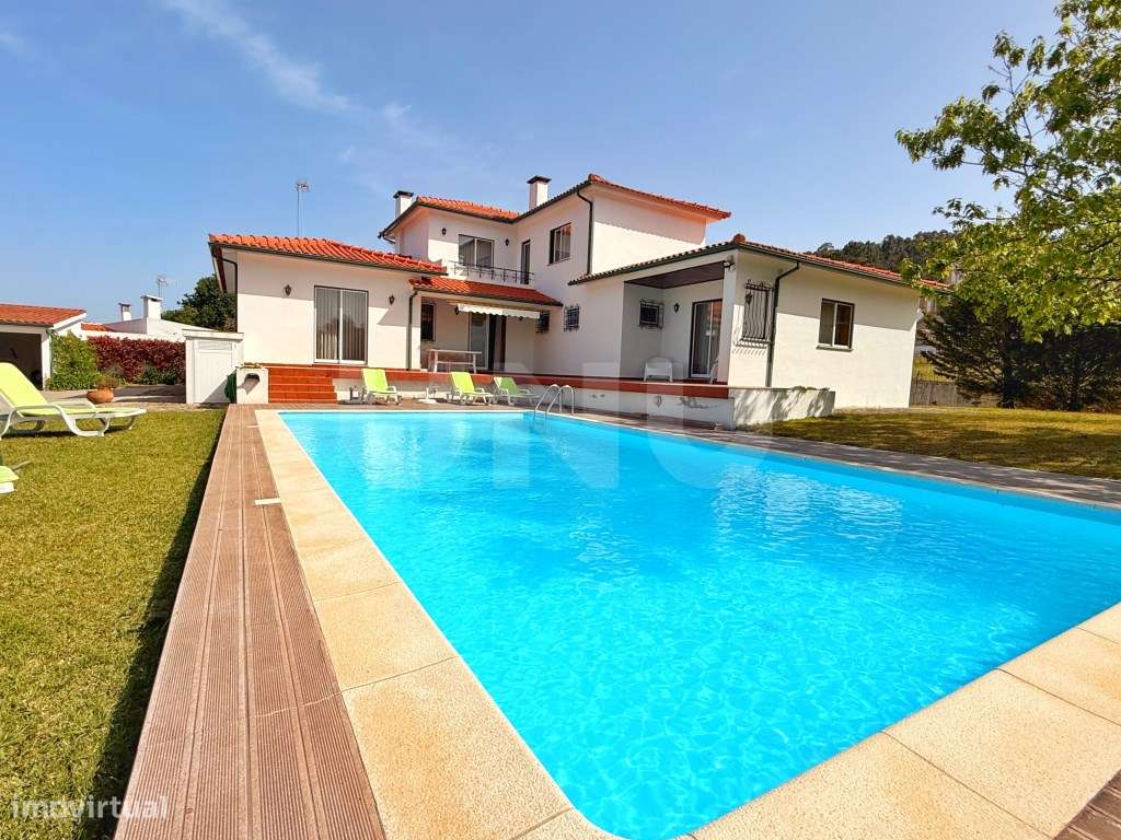 Moradia T4 com Piscina e 2 106m2 de Terreno em Caminha - Espaço e P...-4