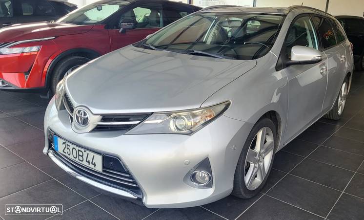 Toyota Auris Touring Sports 1.4 D-4D Exclusive - 2