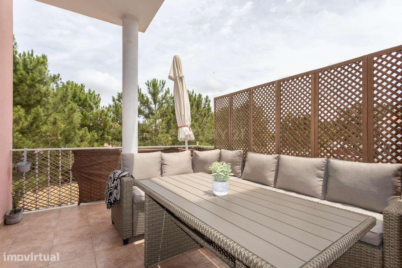 Moradia T5 em Foros de Amora - Grande imagem: 4/47