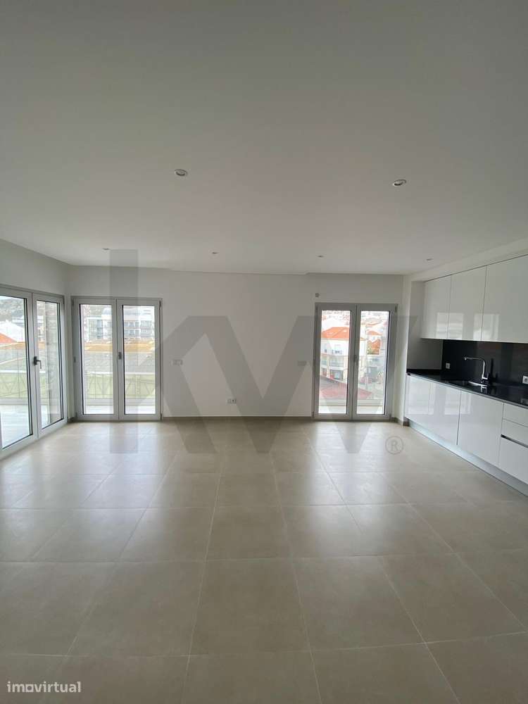 Apartamento T3 Centro Nazaré - Grande imagem: 2/26