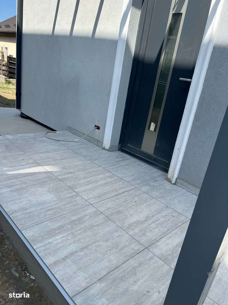 Casa 4 camere, Rediu, 110 mp, cu beci  €209.000 Cod Oferta: 9869-6