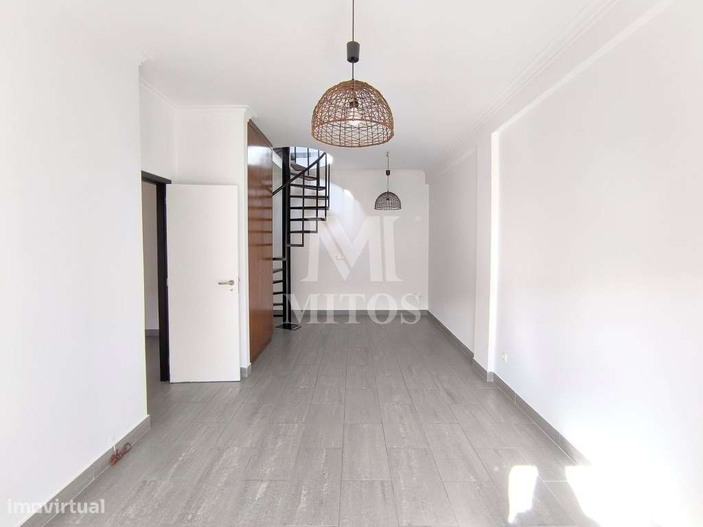 Apartamento T1+1 Dúplex para venda - Darque - Grande imagem: 2/14