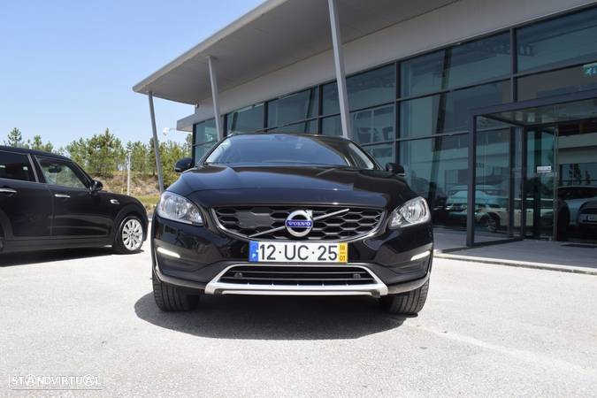 Volvo V60 Cross Country 2.0 D3 Pro Geartronic - 3