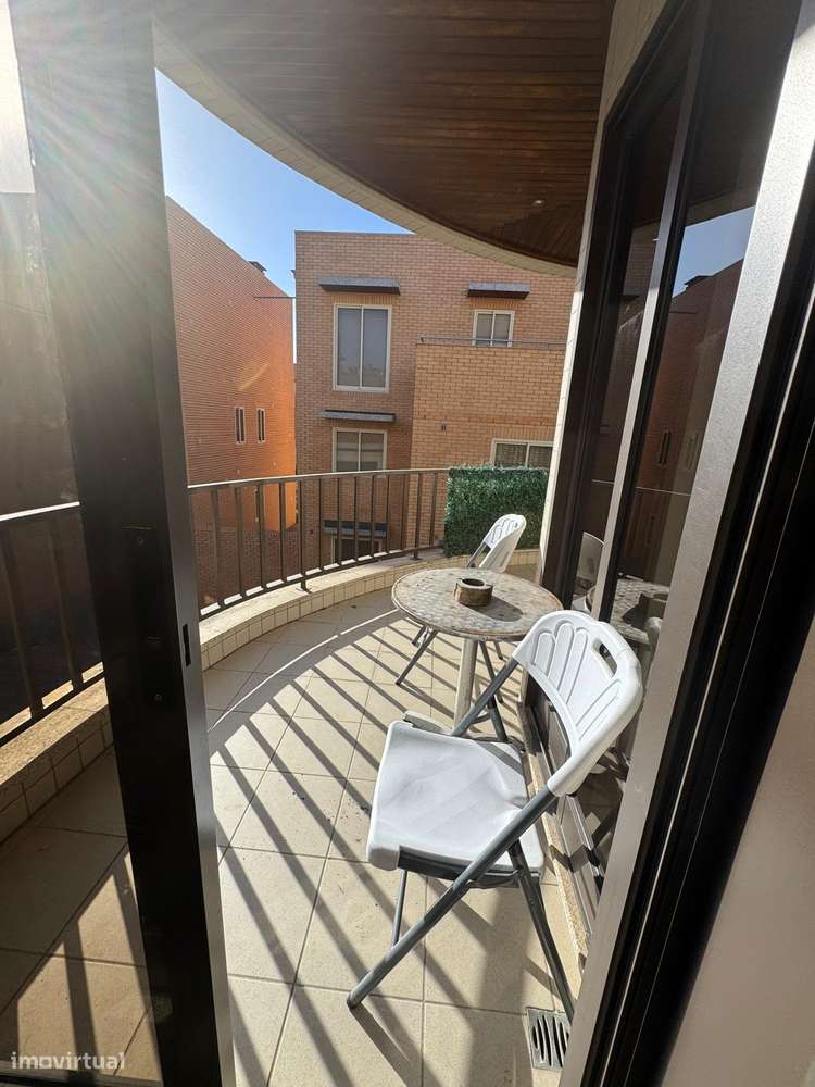 Apartamento T3 - 181m2- Localizado no Centro de Esposende-19