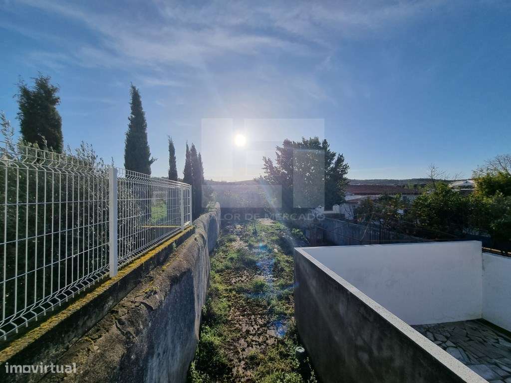 Apartamento T4+1 em Borba: Espaço, conforto e localização privilegi...-27
