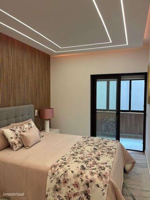 Apartamento, recuperado, para venda, Loulé - Quarteira-9