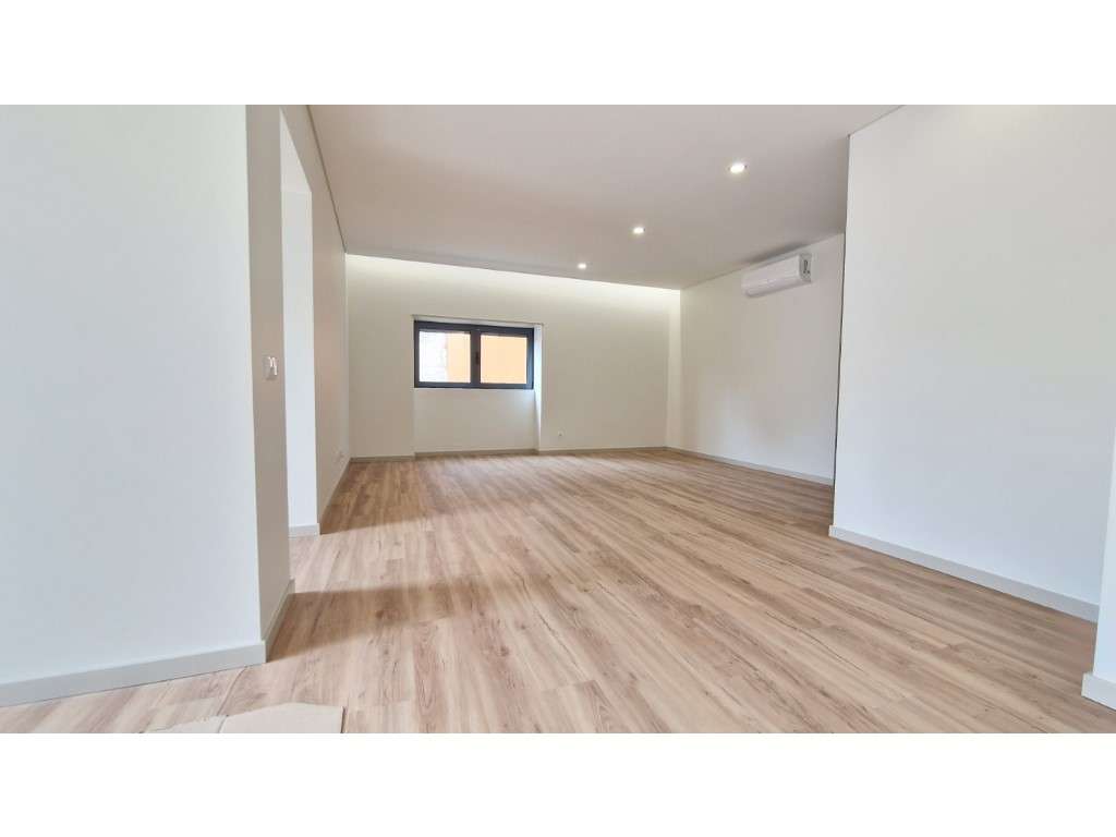 Andar moradia renovado a 500 metros praia de Espinho - Grande imagem: 5/19