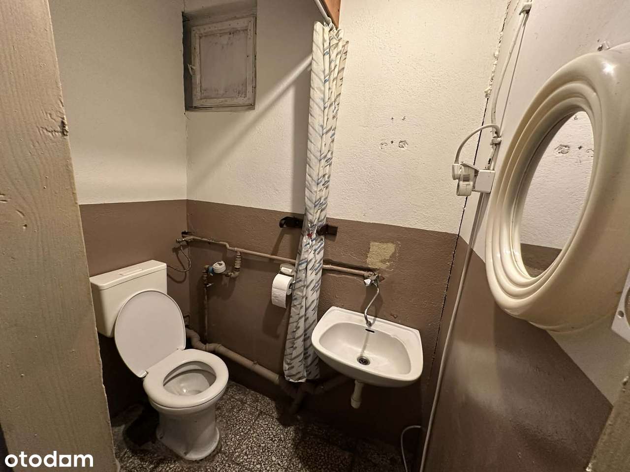 Lokal użytkowy z prywatnym parkingiem i ogrodem w Paczkowie-7