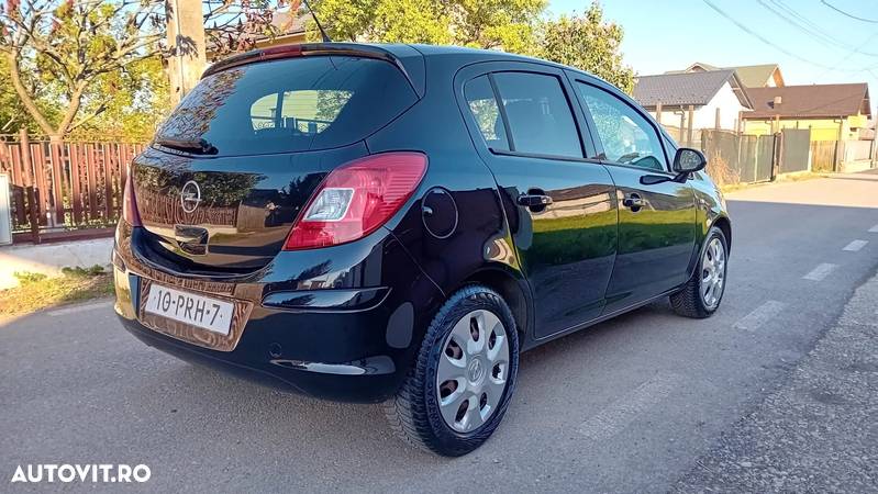 Opel Corsa 1.2 Essentia - 4