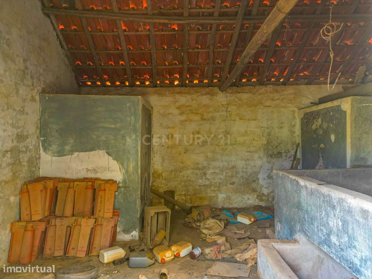 Propriedade para restaurar |  Vau | Óbidos-6