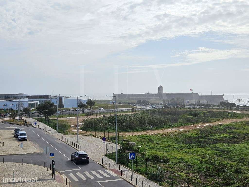 APARTAMENTO T1 EM CARCAVELOS COM VISTA MAR 1ª LINHA A 200m DA PRAIA-40