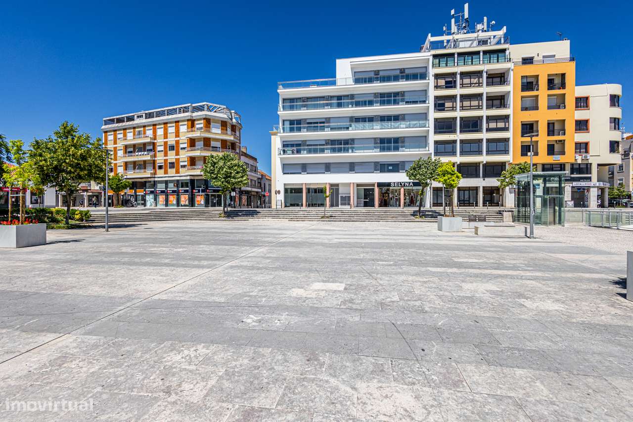 Apartamento T3 de Excelência no Centro do Cartaxo-0