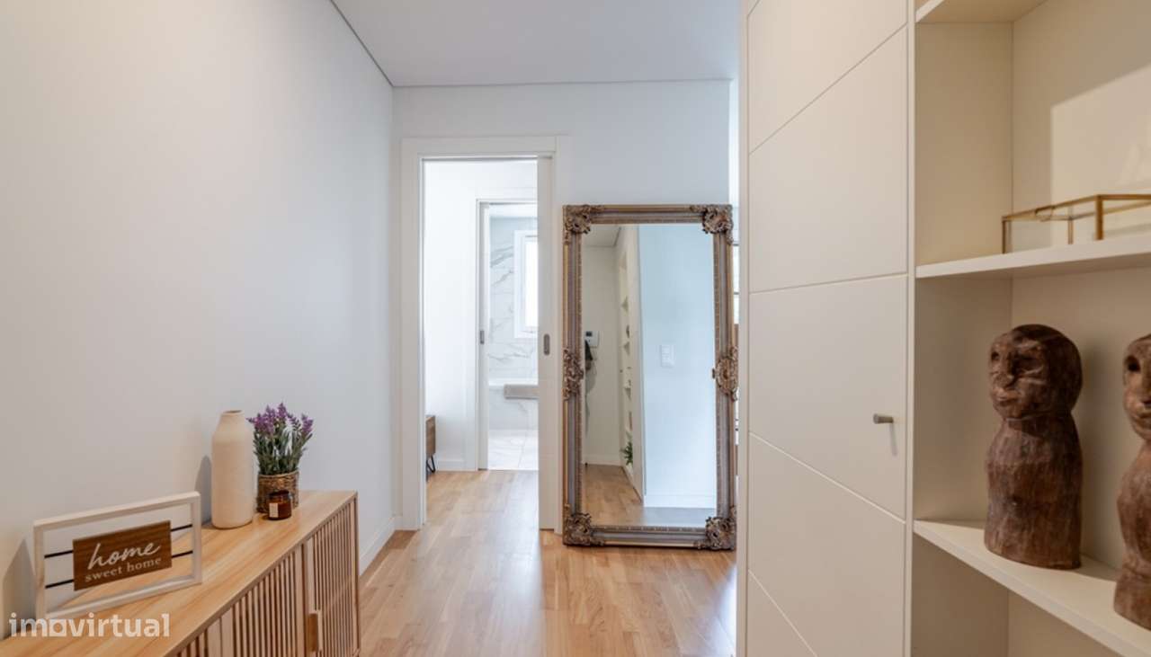 Apartamento T1 com varanda em Lordelo do Ouro no Porto-6