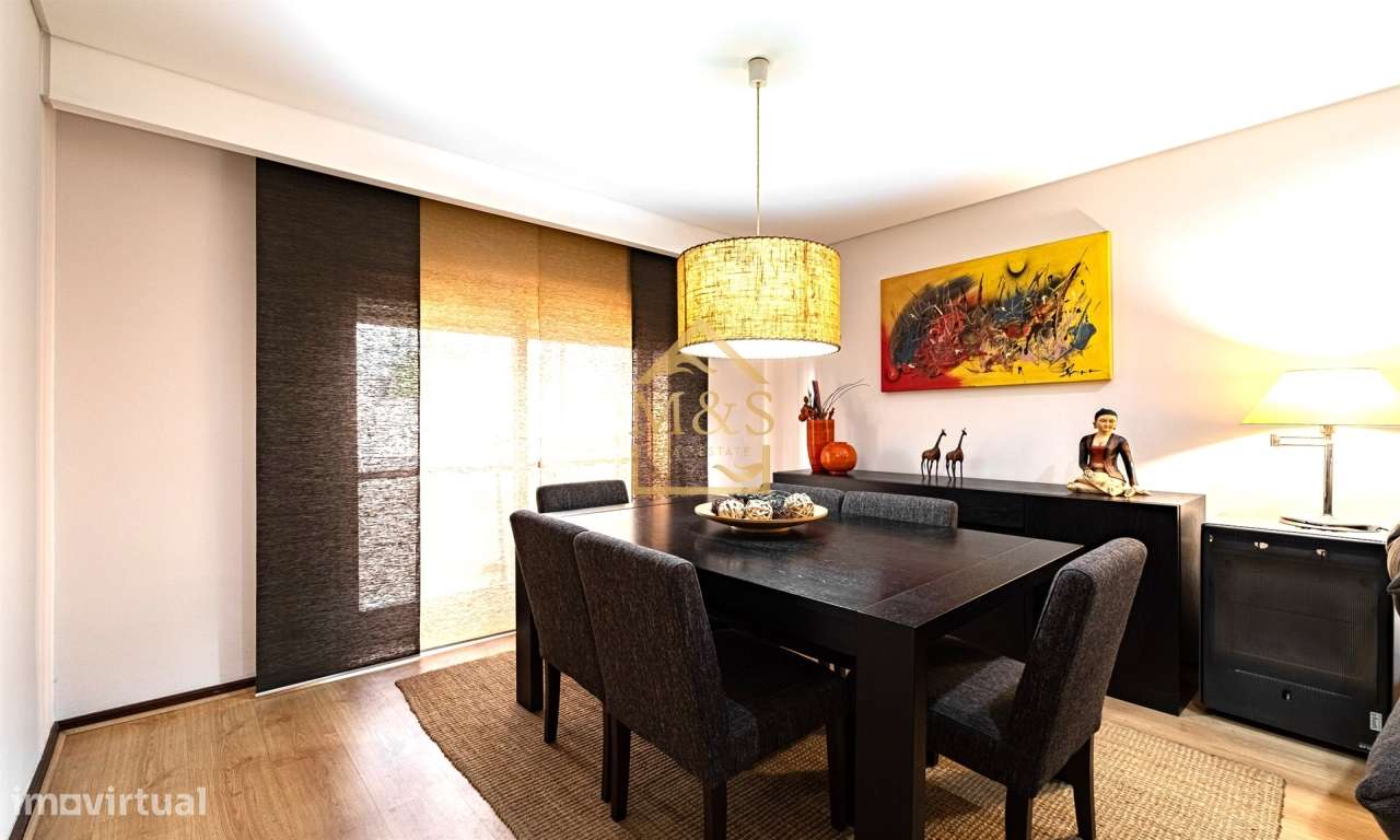 Apartamento T4 Remodelado, Terraço com 100m2,a 500Mts do Metro - Porto-10