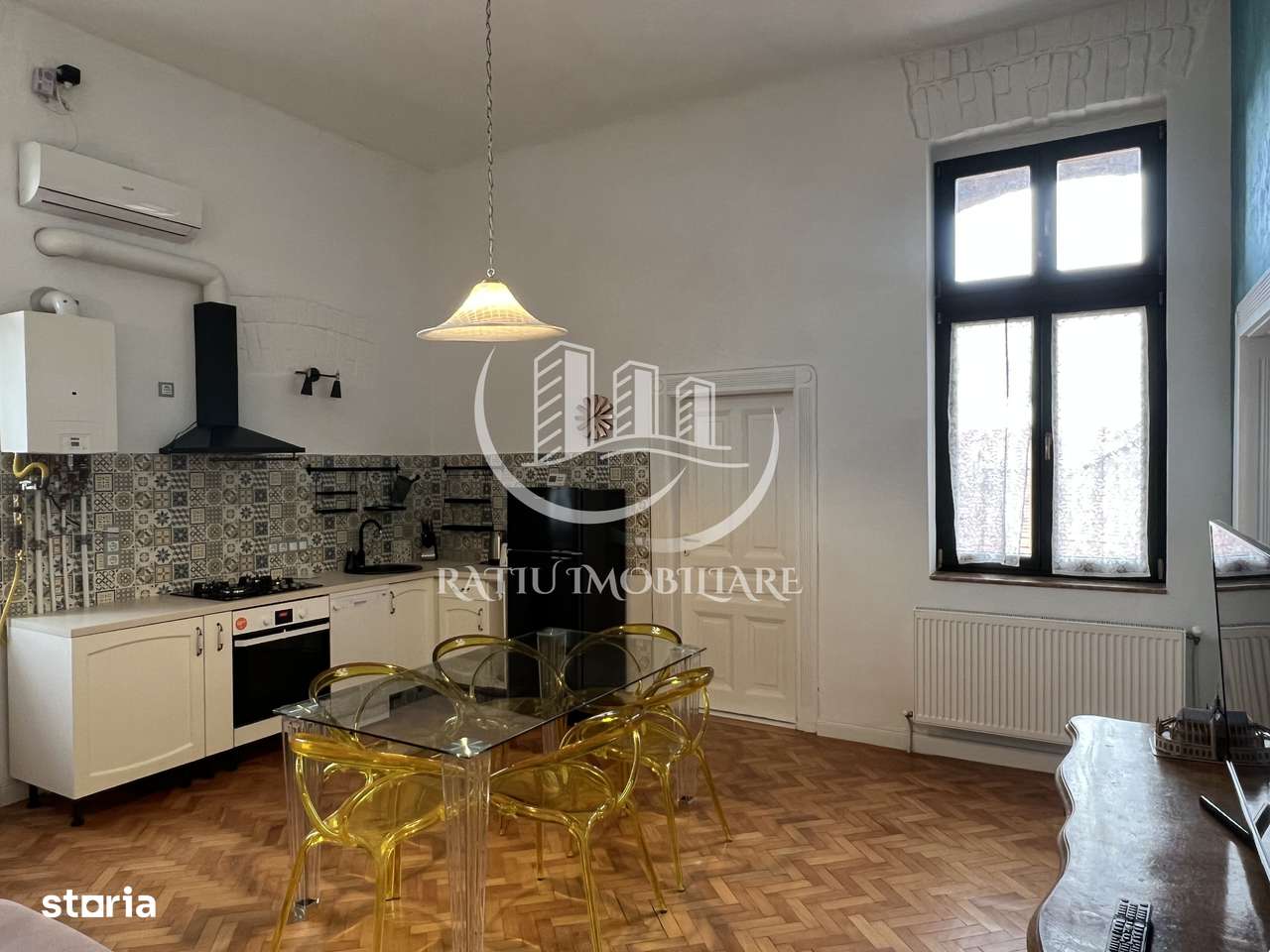 Apartament cu 2 camere | Ultracentral | Oradea - Imagine principală: 2/9