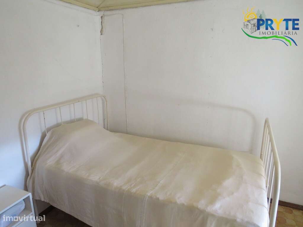Moradia T5 situada a 10 minutos de Vila de Rei-23