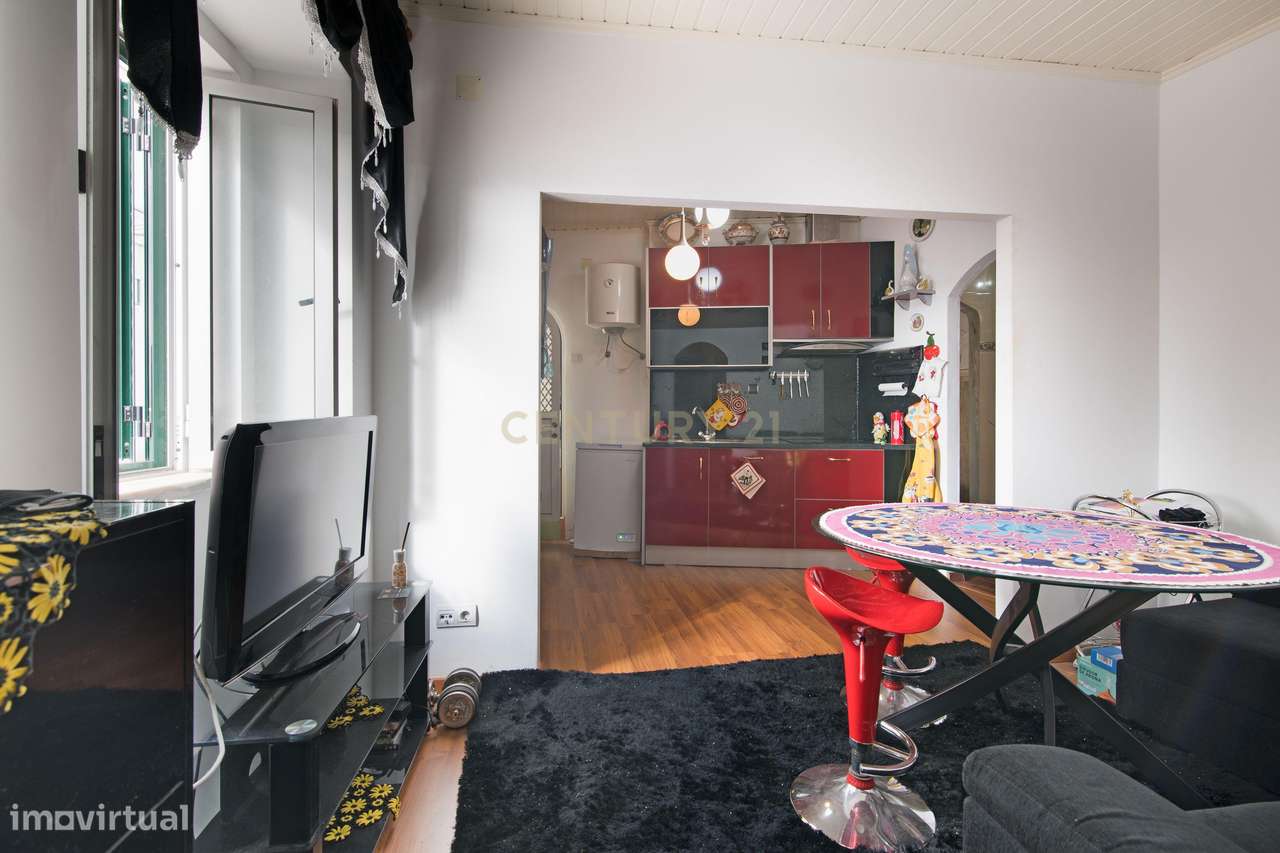 Apartamento T2 no Centro Histórico de Alcácer do Sal – Conforto e Char - Grande imagem: 3/35