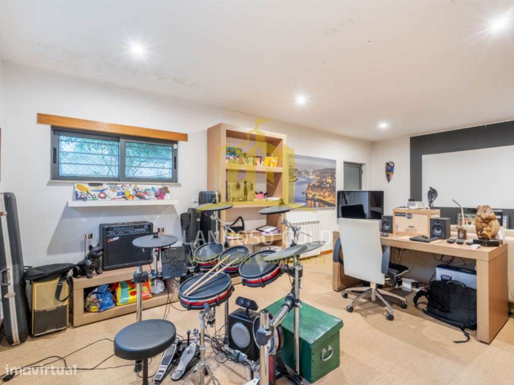 Oportunidade Incrível - Moradia T3 em gaveto - Loureira - Vila Verde-13