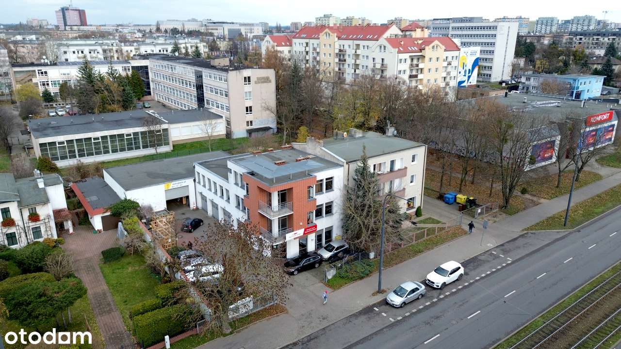 Nowoczesny budynek handlowo–usługowo–biurowy na sprzedaż – Bydgoszcz-8